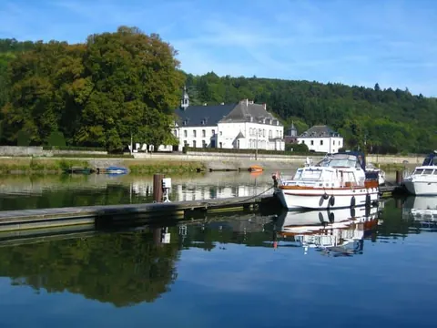 Bateaux de plaisance sur la Meuse