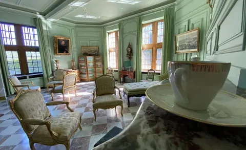 Salon d’époque d’un château de la région